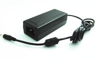 15V 2.4A a produit l'adaptateur de changement d'alimentation CC Avec la prise C14 pour des appareils-photo de télévision en circuit fermé