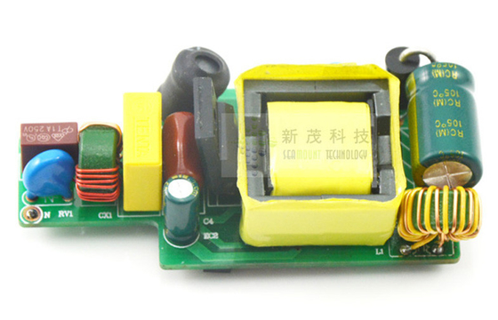 L'énergie de LED alimentation le conducteur constant 85V - 265V C.A., CE RoHS du courant LED de 18 watts