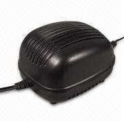 5.7V 310MA. Adaptateur universel d'alimentation CC À C.A. avec EN60950-1UL60950-1
