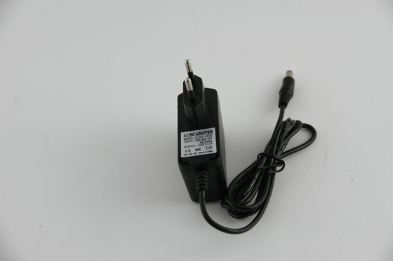 Commutation précise d'adaptateur d'alimentation CC À C.A. de LED 120V, adaptateur international de la puissance 12W