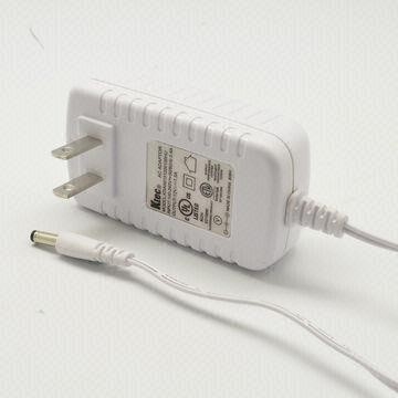 adaptateur universel de courant alternatif 15W, alimentations d'énergie blanches du niveau V de couleur