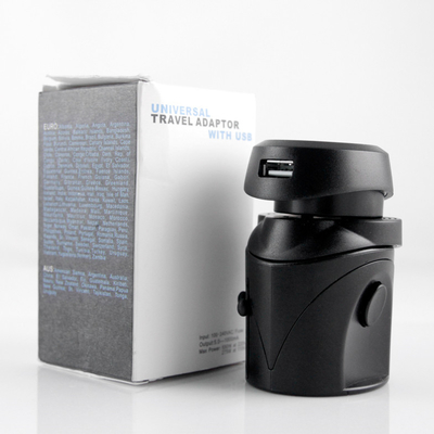 Adaptateur de courant alternatif De voyage international avec le port USB et fusible protégé