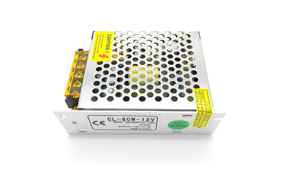 La LED allument le C.A. à l'adaptateur d'alimentation CC Au-dessus du court-circuit de la tension 60Watt