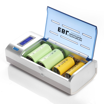 Chargeur et déperditeur de batterie rapides futés universels d'affichage à cristaux liquides pour les batteries Ni-CD d'aa