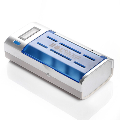 Chargeur et déperditeur de batterie rapides futés universels d'affichage à cristaux liquides pour les batteries Ni-CD d'aa