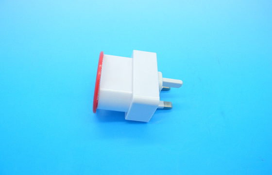 La prise BRITANNIQUE universelle actuelle constante du chargeur 5V 2.0A de voyage d'USB, FCC pièce 15B