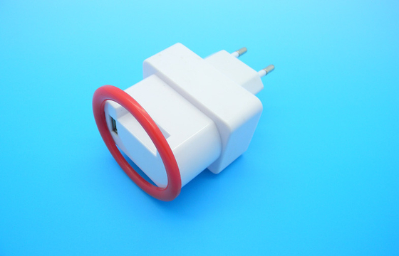l'UE universelle de chargeur de téléphone portable de 5V 2000mA branchent pour le téléphone de pomme/andriod