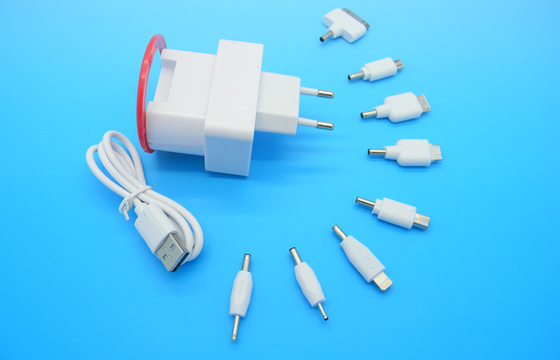 l'UE universelle de chargeur de téléphone portable de 5V 2000mA branchent pour le téléphone de pomme/andriod