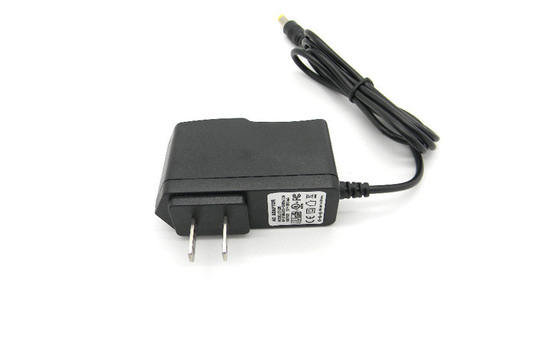 C.C de la prise 10W des USA d'adaptateur de puissance de bâti de mur d'AC/DC 5V 2.0A pour ADSL, court-circuit