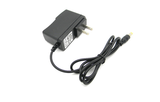 C.C de la prise 10W des USA d'adaptateur de puissance de bâti de mur d'AC/DC 5V 2.0A pour ADSL, court-circuit