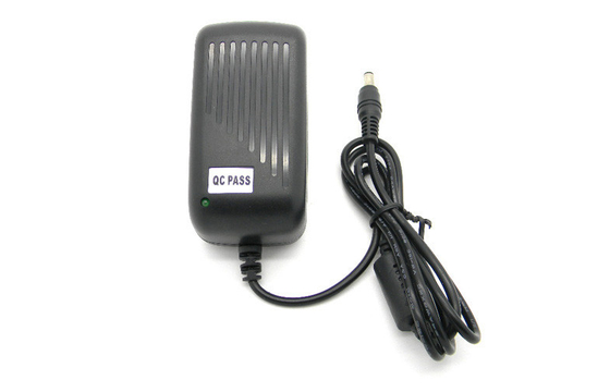 Alimentation d'énergie de l'adaptateur 12V 5v 1A 2A AC100-240V de puissance de commutation