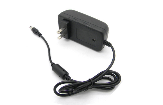 C.A. 110V a entré l'UL de l'adaptateur 12V 3A de puissance de Wallmount AC/DC de prise des USA certifiée