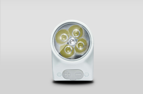 La mini alimentation de l'énergie 5v mobile portative commençante avec le courant 2A pour la voiture peut être compatible avec 12V 19.5V