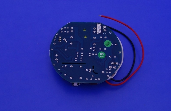 AT1581 CE 20W - 40W a mené le courant constant d'alimentation d'énergie pour la lumière extérieure