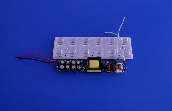 l'alimentation d'énergie constante du courant LED de la lampe 18W, AT1380 a mené le conducteur léger