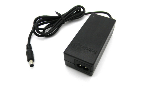 court-circuit de bureau d'approvisionnement d'alimentation CC De 18Volt 45W pour la prise d'UE de lumière de LED