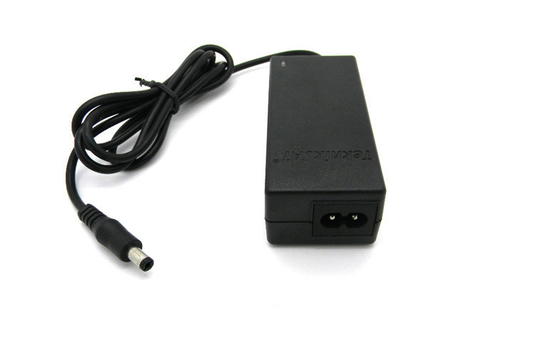court-circuit de bureau d'approvisionnement d'alimentation CC De 18Volt 45W pour la prise d'UE de lumière de LED