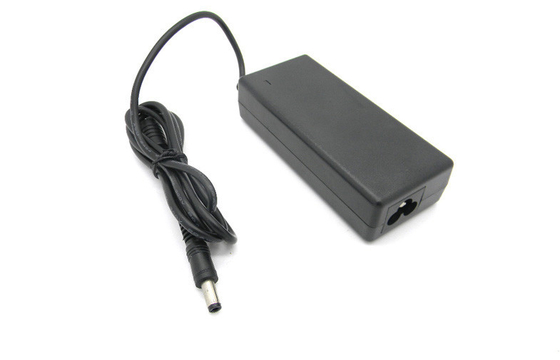 adaptateur de bureau de puissance de commutation de 24V 3A pour l'électronique/le chargeur machine d'imprimante