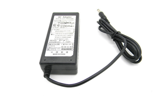 adaptateur de bureau de puissance de commutation de 24V 3A pour l'électronique/le chargeur machine d'imprimante