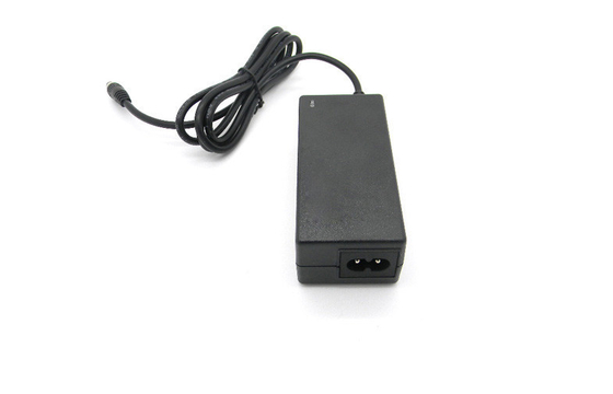 Au-dessus du C.A. de tension à la prise BRITANNIQUE du bureau 36W 12V d'adaptateur d'alimentation CC Pour l'affichage à cristaux liquides TV
