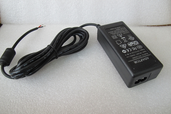 Adaptateur de bureau d'alimentation d'énergie de commutation