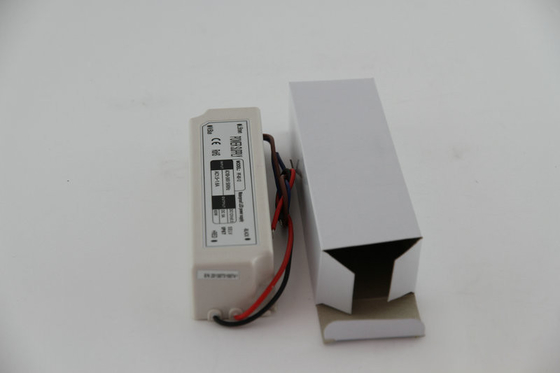 LED allumant 60 C.C constant du conducteur IP67 24V de la tension LED de watt, fiabilité élevée