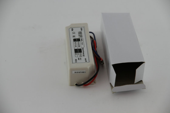 300 VCA de 3A 36W de gamme complète de conducteur imperméable constant de la tension LED pour l'appareil-photo de télévision en circuit fermé