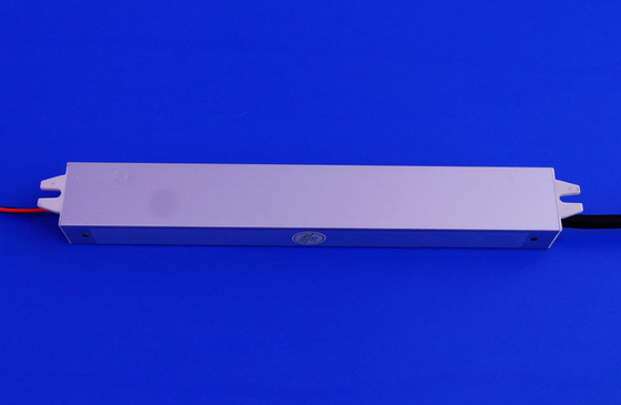 12 volts 40w ont mené le conducteur constant de tension/alimentation d'énergie menée de lumière de bande