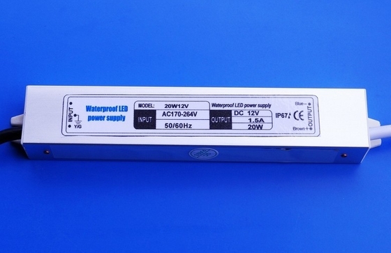 Alimentation d'énergie de réverbère de LED