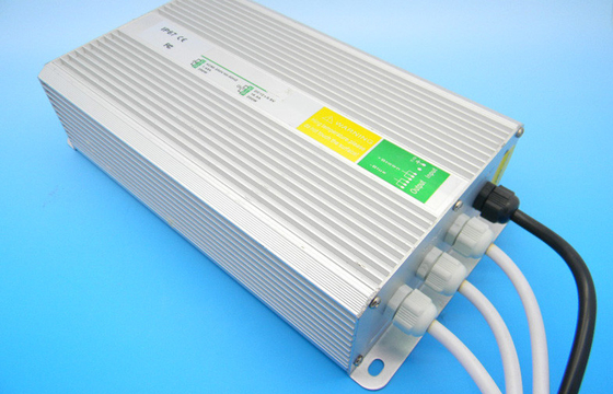 La boîte de distribution imperméable élevée de conducteur du rendement LED a mené l'alimentation d'énergie de conducteur