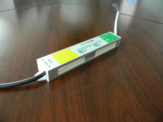 Conducteur imperméable de DC12V 3A LED