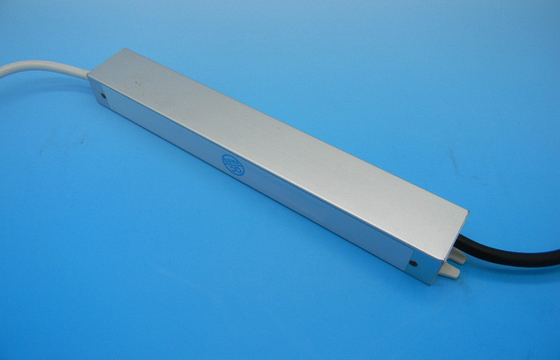 C.A. imperméable d'alimentation d'énergie de LED à l'adaptateur de C.C 12W 12V 1APower, au-dessus de la tension