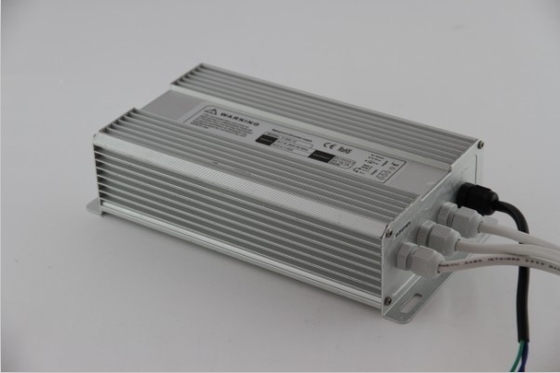 24V conducteur imperméable précis 200W 8300mA, conducteur de C.C LED de lumière d'EPA3050B EMC LED