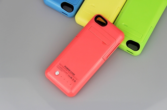 Paquet mince de puissance de batterie de la caisse de batterie d'iPhone de couleur multi 2200mAh pour l'iPhone 5