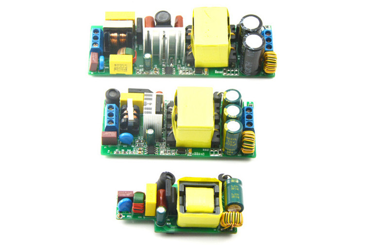 L'énergie de LED alimentation le conducteur constant 85V - 265V C.A., CE RoHS du courant LED de 18 watts
