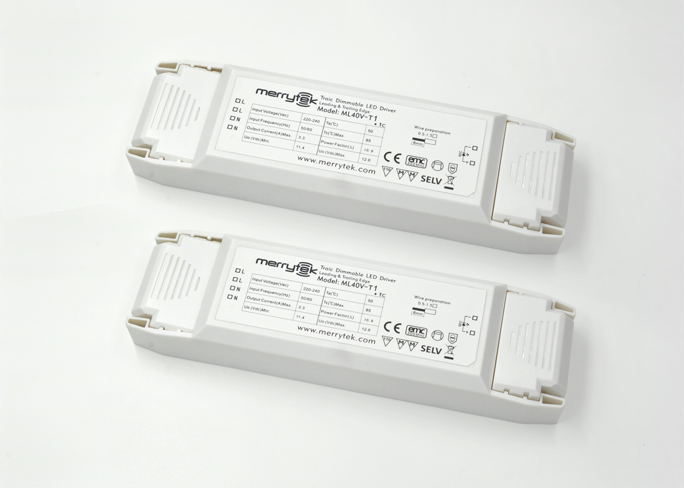 La tension constante Dimmable de bande de LED a mené le conducteur 40W 24Vdc RC obscurcissant